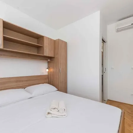 In - Insel 41288 Apartament Vir